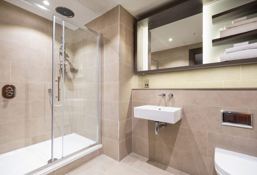 בית מלון כפרי Ten Square