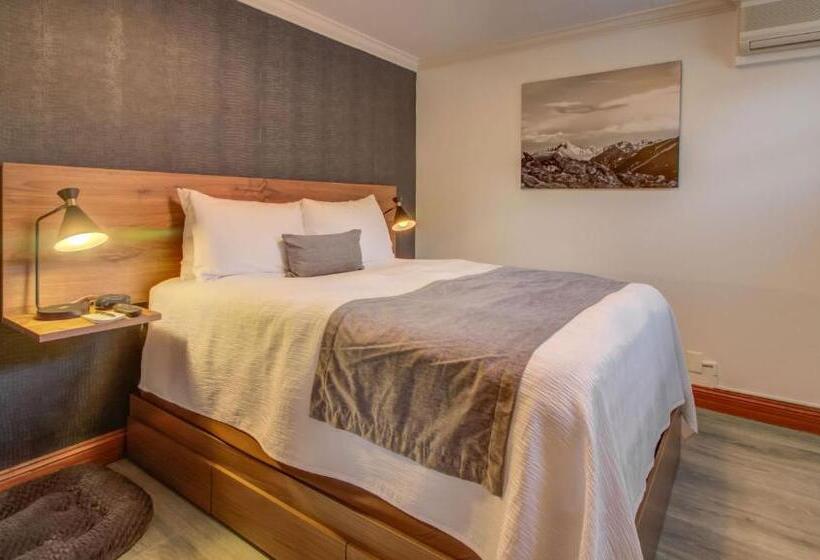 ホテル The Bristol