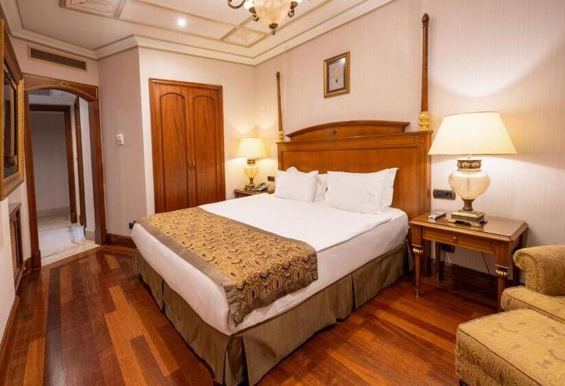 هتل The Central Palace Taksim