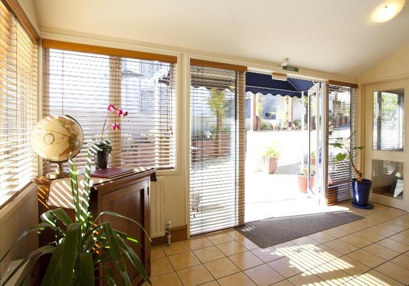 The Central Private Hotel By Naumi Hotels