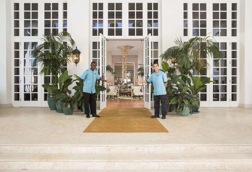 The Palms Hotel & Spa