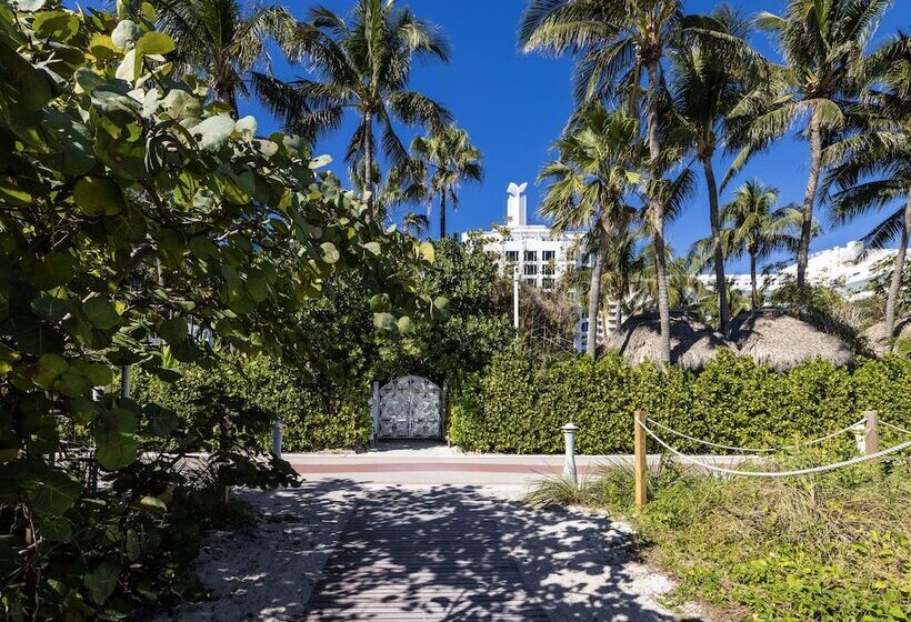 The Palms Hotel & Spa