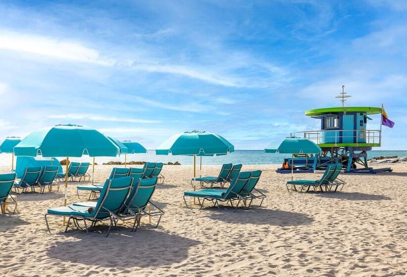 The Palms Hotel & Spa