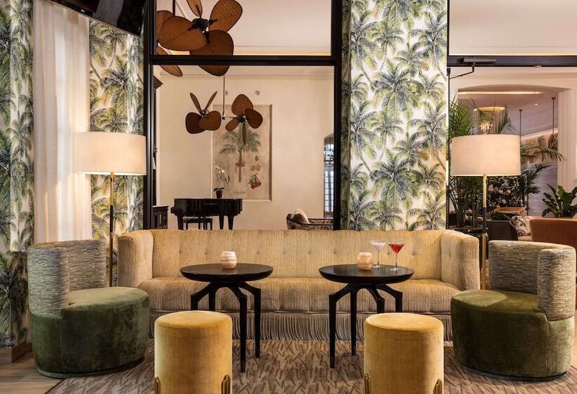 The Palms Hotel & Spa