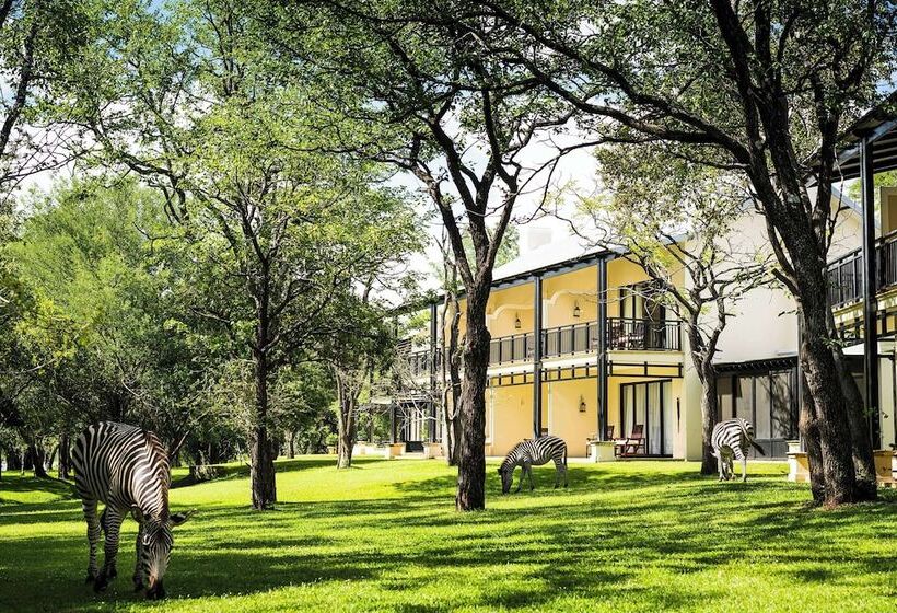 Royal Livingstone Hotel By Anantara