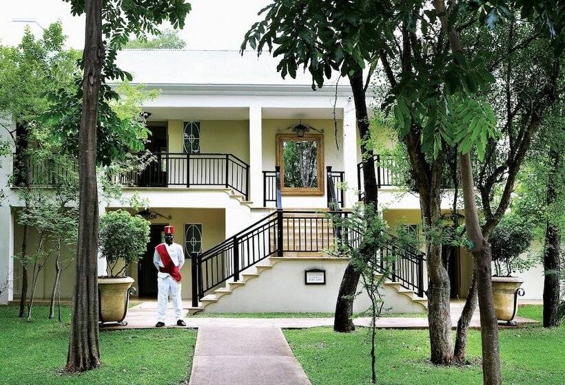 Royal Livingstone Hotel By Anantara