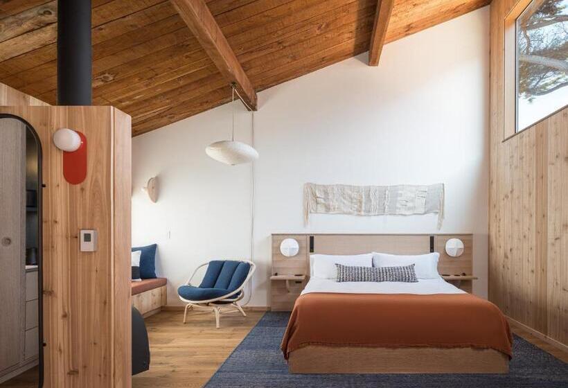 בית מלון כפרי The Sea Ranch Lodge