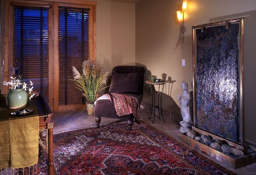 The Hotel Telluride