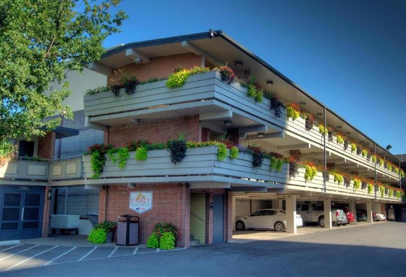 酒店 Travelodge By Wyndham Niagara Falls At The Falls