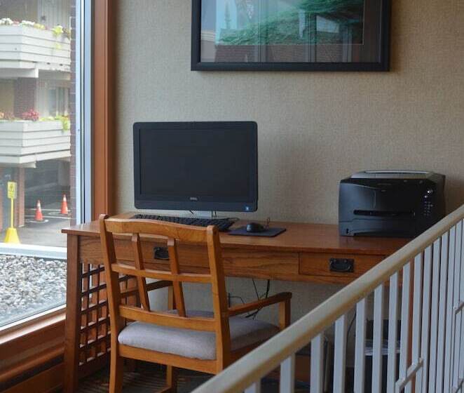 酒店 Travelodge By Wyndham Niagara Falls At The Falls