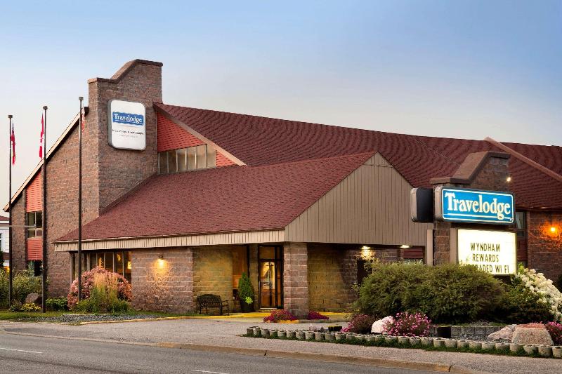 فندق Travelodge By Wyndham North Bay Lakeshore