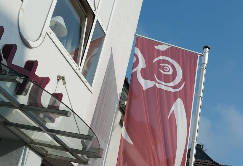 فندق Uhu Garni  Superior