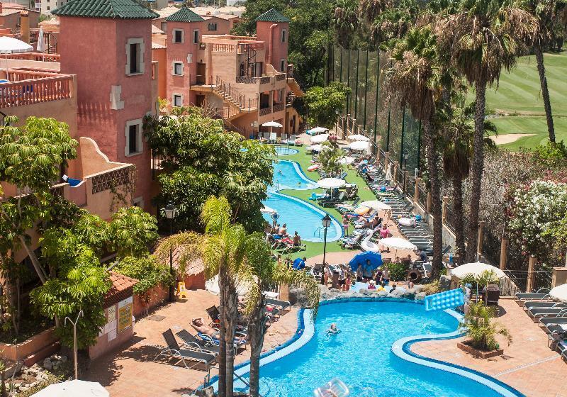 호텔 Villa Mandi Golf Resort