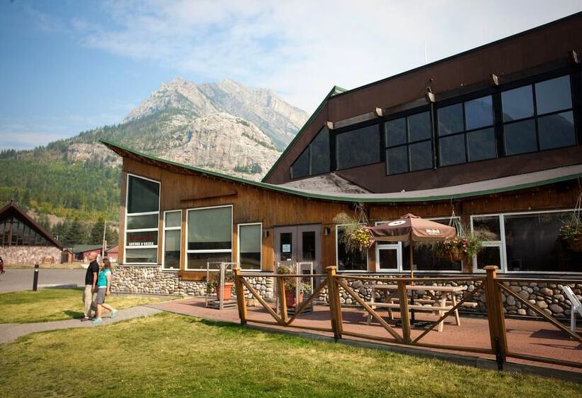 فندق Waterton Lakes Lodge Resort