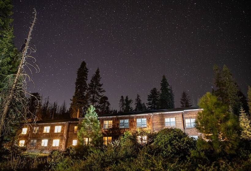 בית מלון כפרי Wuksachi Lodge