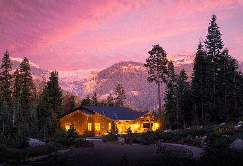 בית מלון כפרי Wuksachi Lodge