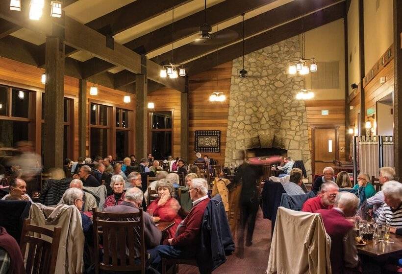 בית מלון כפרי Wuksachi Lodge