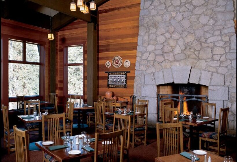 בית מלון כפרי Wuksachi Lodge