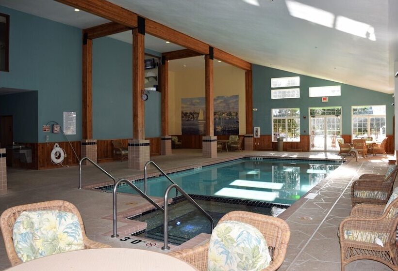 בית מלון כפרי Wyndham Garden Madison Fitchburg