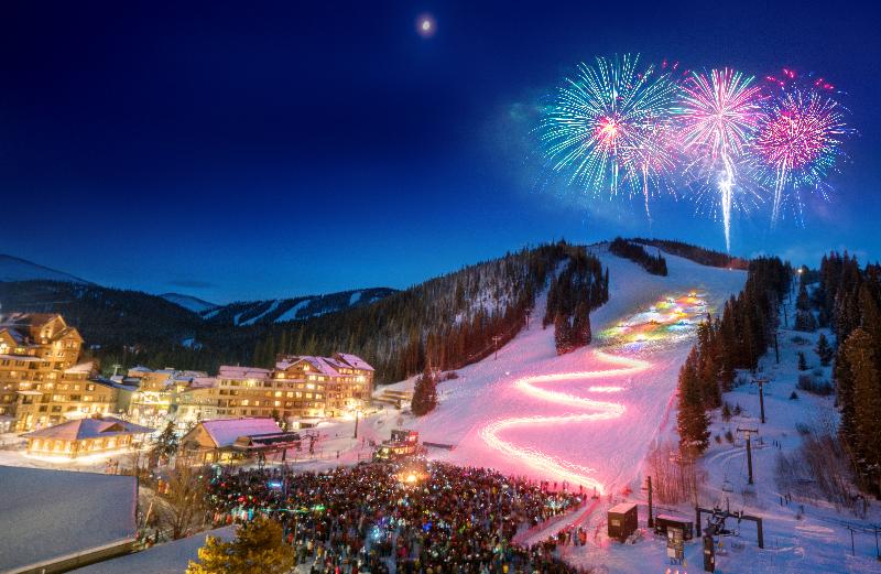 호텔 Zephyr Mountain Lodge