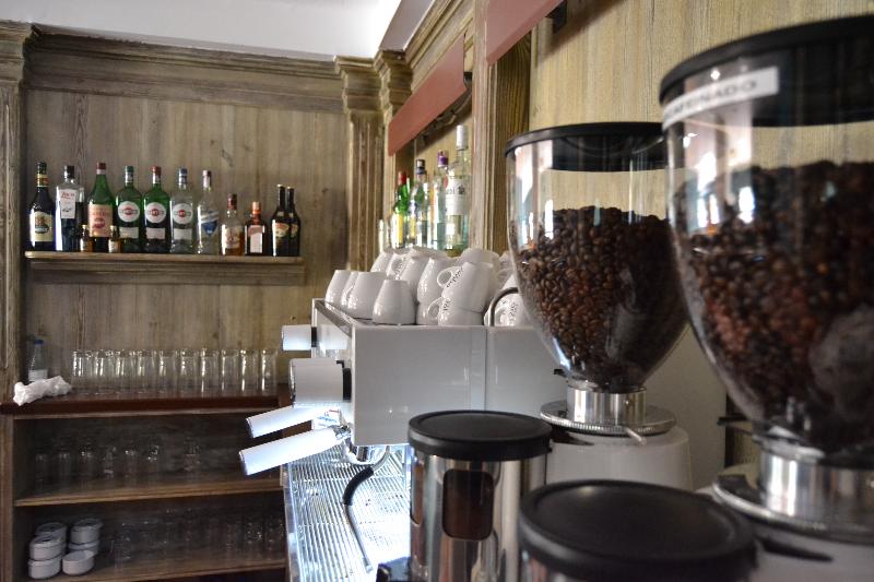 La Figuerola Hotel & Restaurant