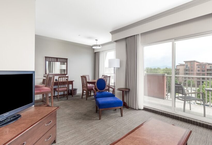 Manteo At Eldorado Resort