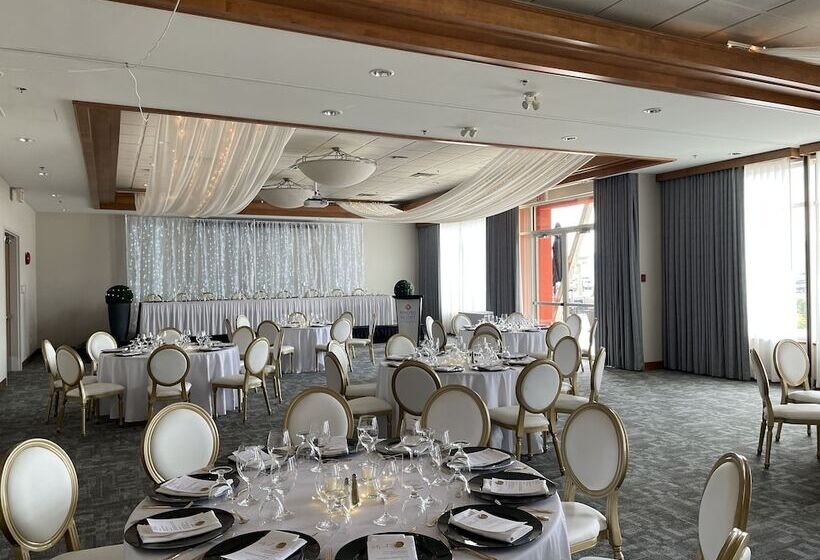 Manteo At Eldorado Resort