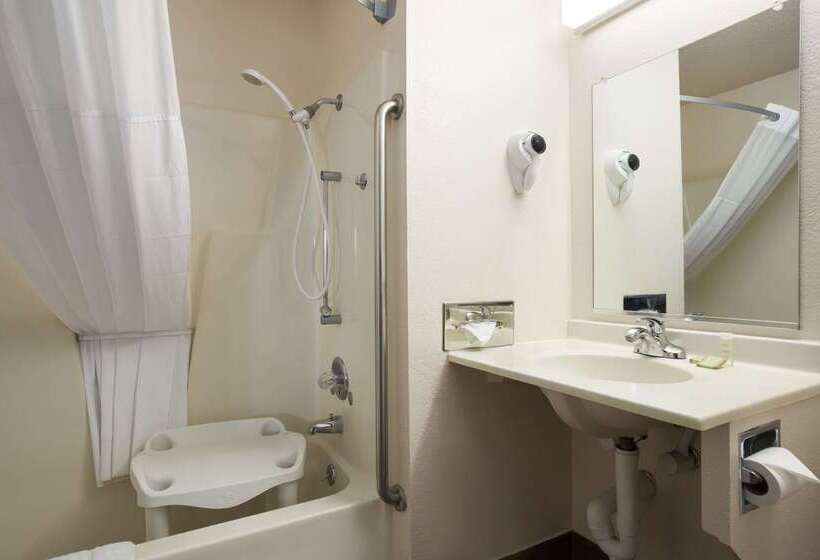 Мотель Super 8 By Wyndham Las Vegas