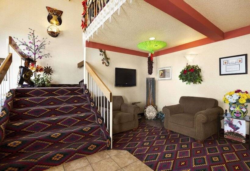 Мотель Super 8 By Wyndham Las Vegas