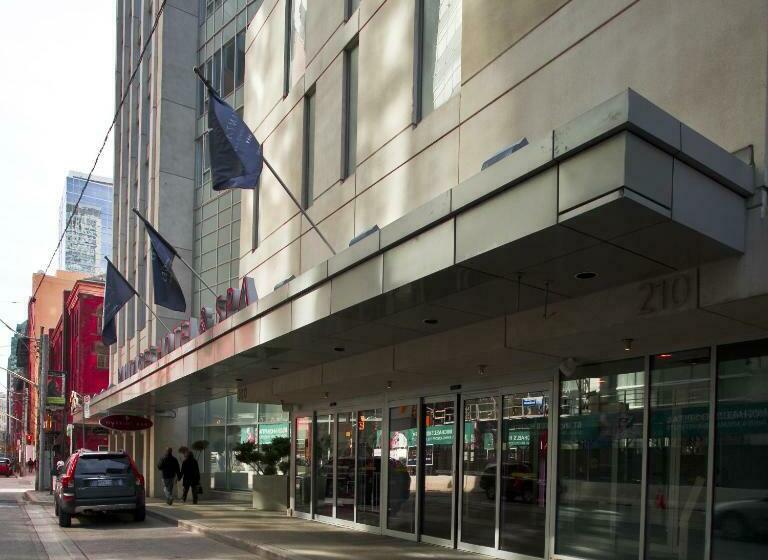 Pantages Hotel Toronto Centre