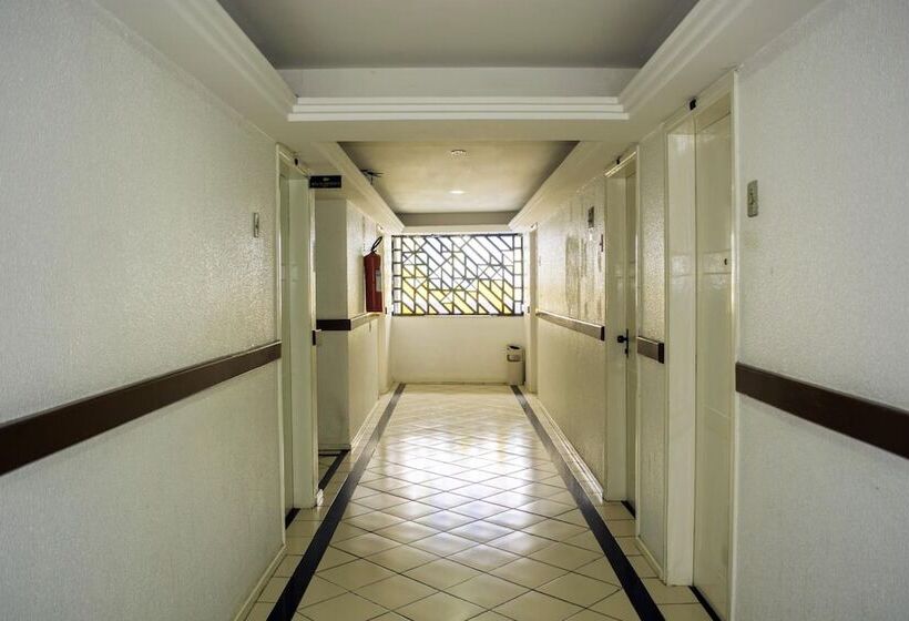 住所  Rede Andrade Coimbra