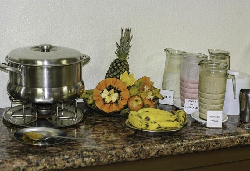 اقامتگاه Rede Andrade Coimbra