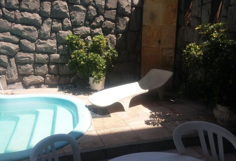 住所  Rede Andrade Coimbra