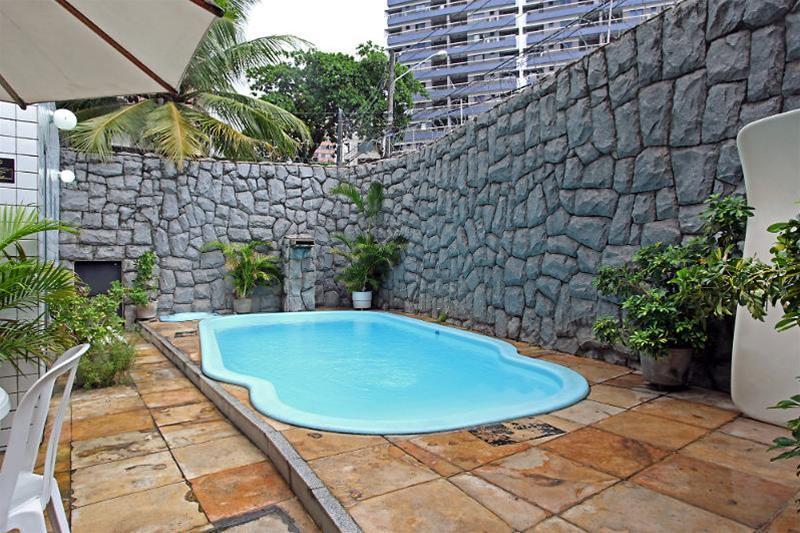 住所  Rede Andrade Coimbra