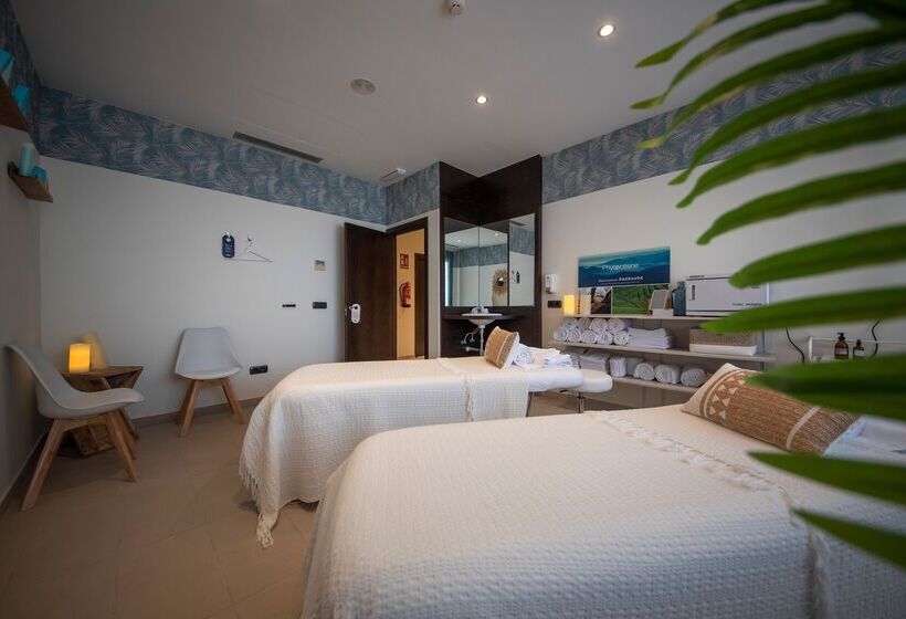 Курорт blau punta reina