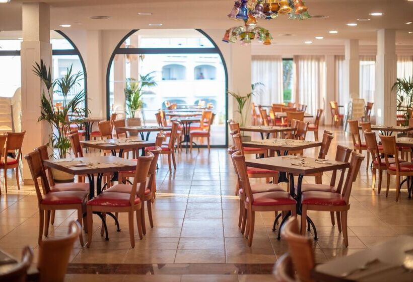 Курорт blau punta reina