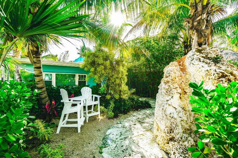 Tropical Breeze Resort