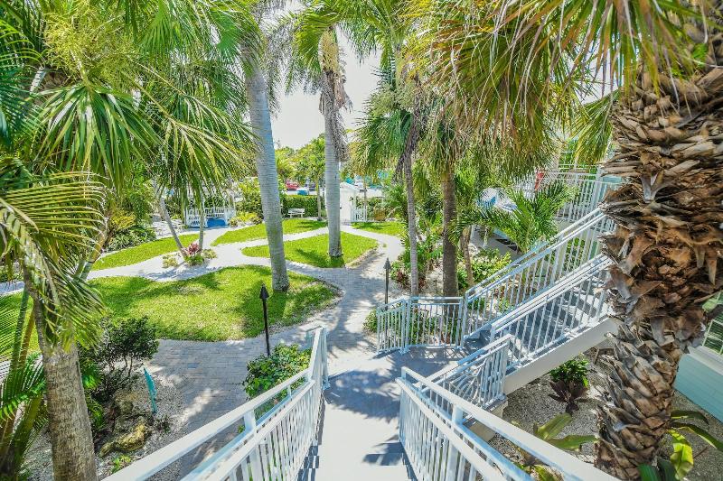 Tropical Breeze Resort