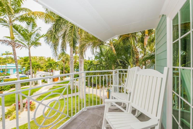 Tropical Breeze Resort