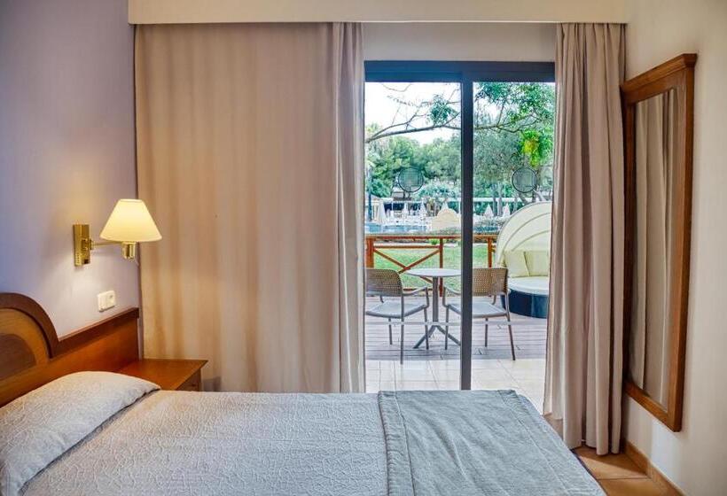 Vell Mari Hotel & Resort