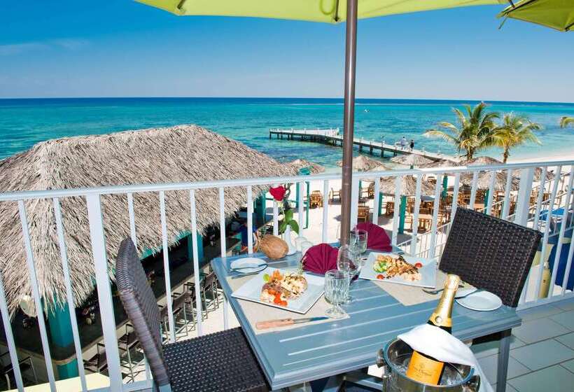 Wyndham Reef Resort, Grand Cayman