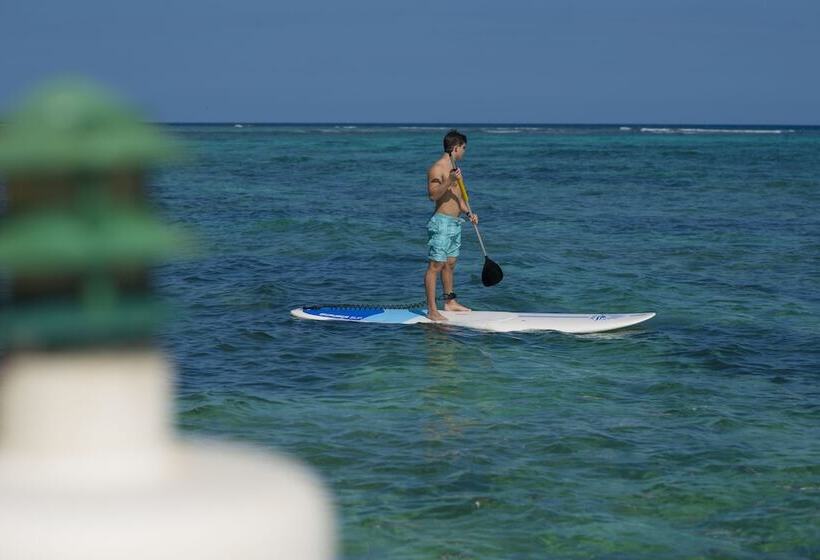 Wyndham Reef Resort, Grand Cayman