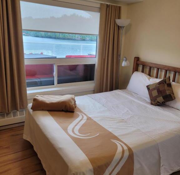 הוסטל Muskoka Lakes Hotel And Resorts