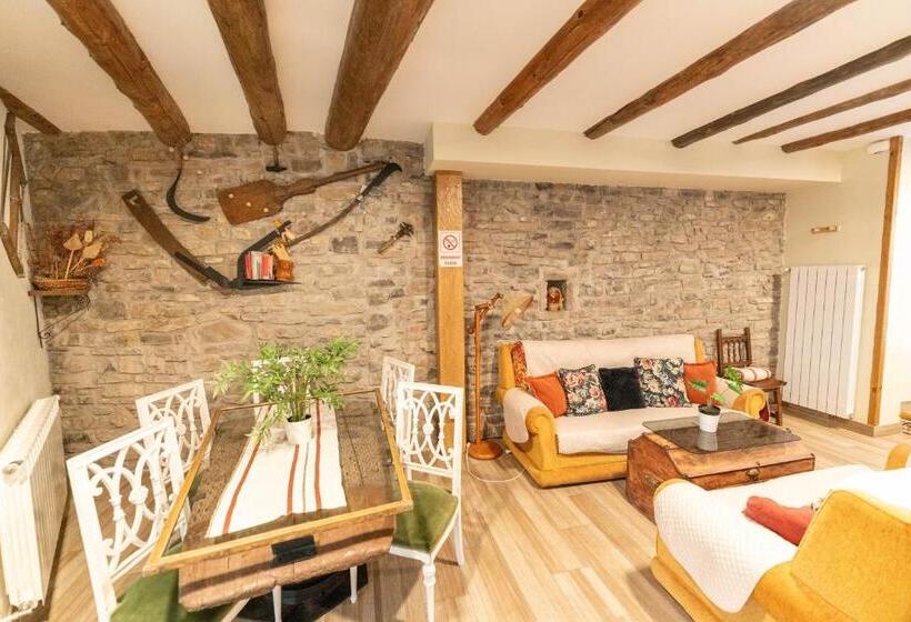 تختخواب و صبحانه Casa Rural Maza Especial Grupos