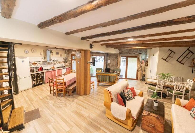 تختخواب و صبحانه Casa Rural Maza Especial Grupos