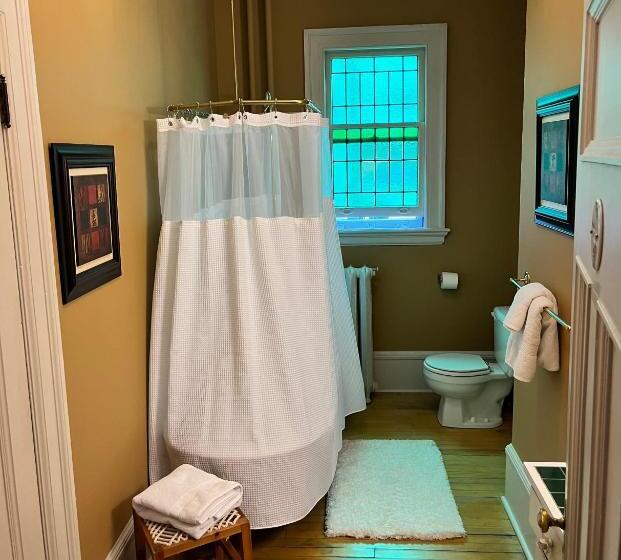 민박 Stirling House