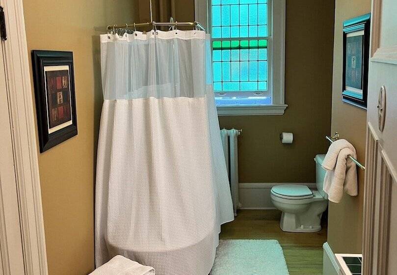 민박 Stirling House