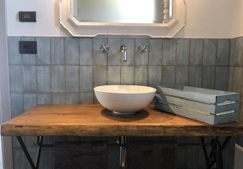 مبيت وإفطار Tenuta Le More