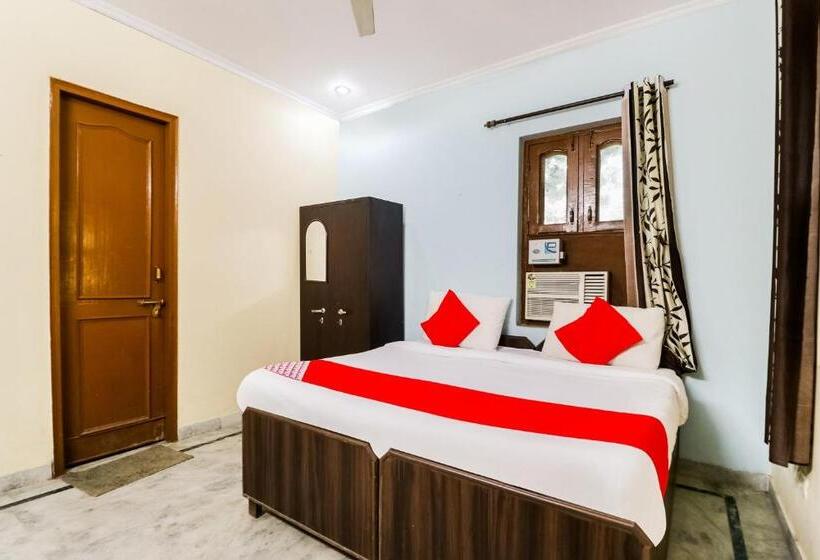 Hotel Flagship Maurya Residency