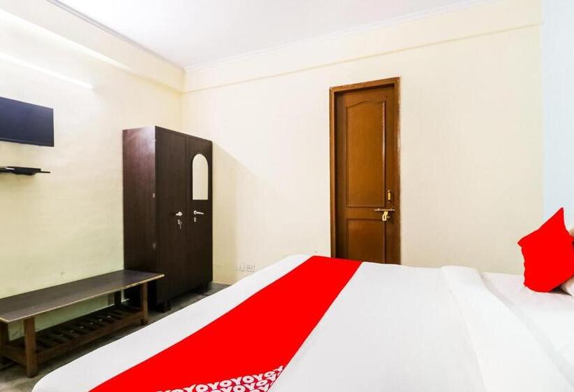 Hotel Flagship Maurya Residency